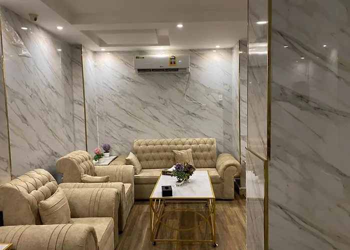 Salalah-Al Shwamekh Suites
