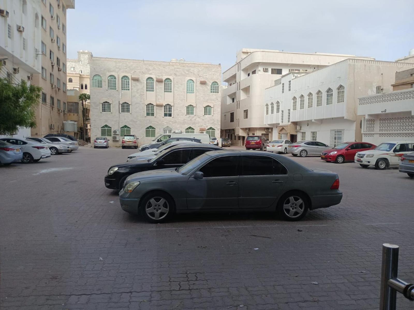 Salalah-al Shwamekh شقة صلالة